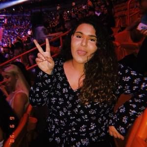 Meet your Posher, Charleen